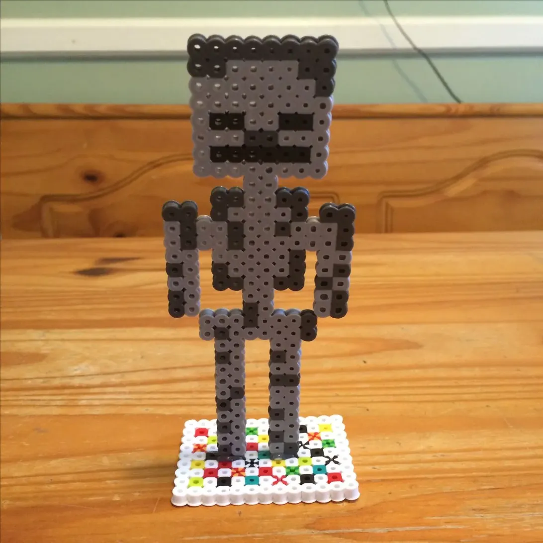 Stående skeleton 3D pärlplatta